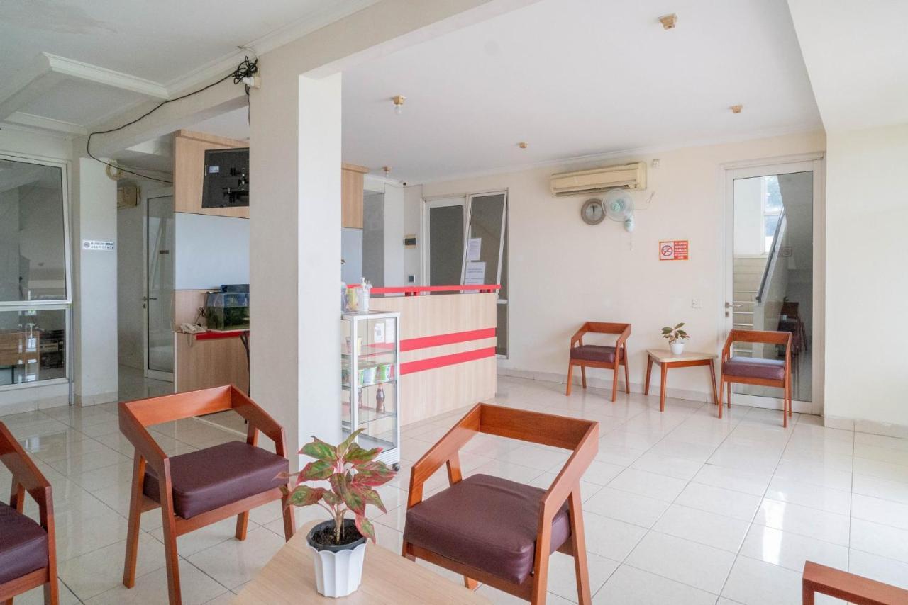 Mroom Residence Near Umn Gading Serpong Redpartner Cicayur Exterior photo