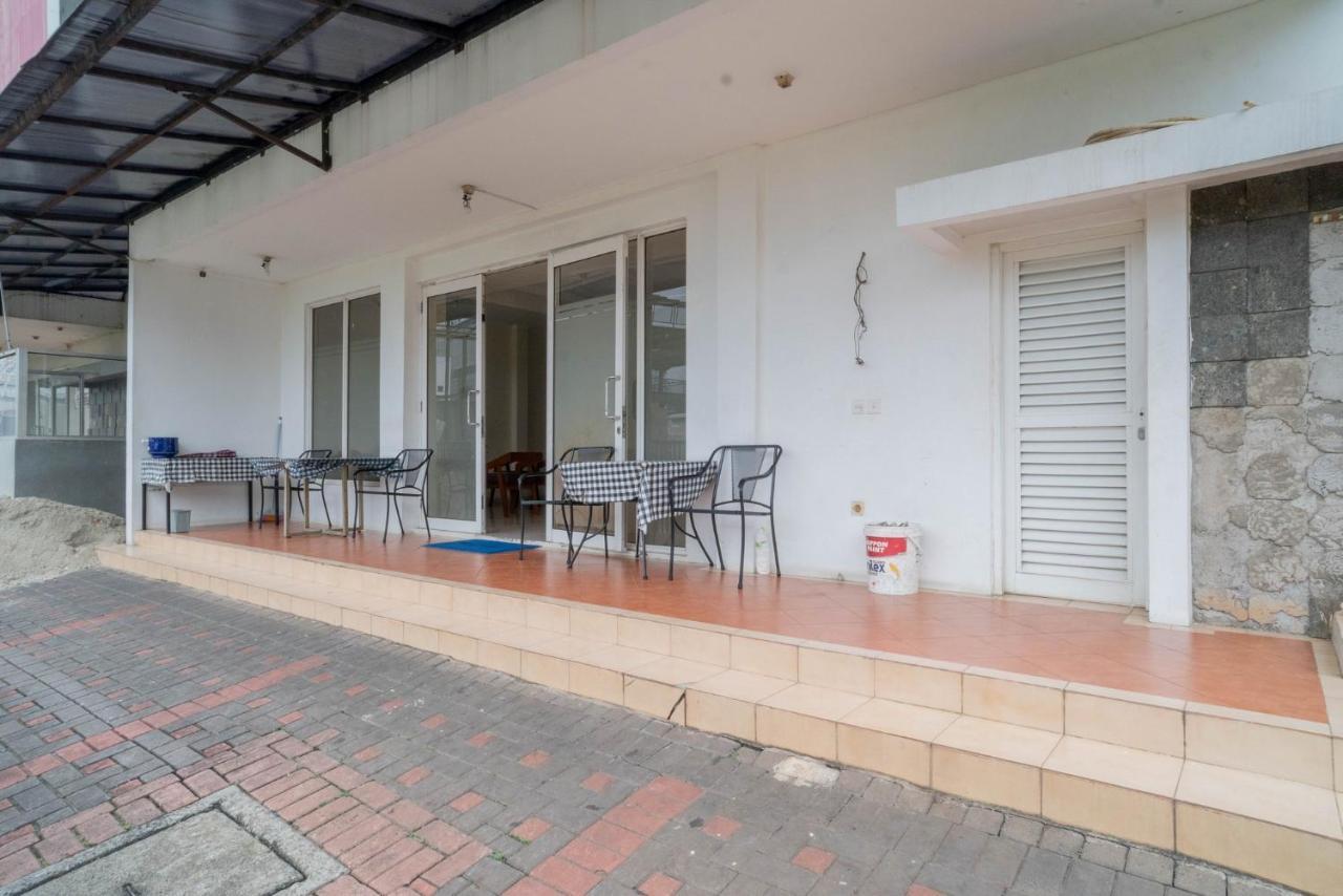 Mroom Residence Near Umn Gading Serpong Redpartner Cicayur Exterior photo